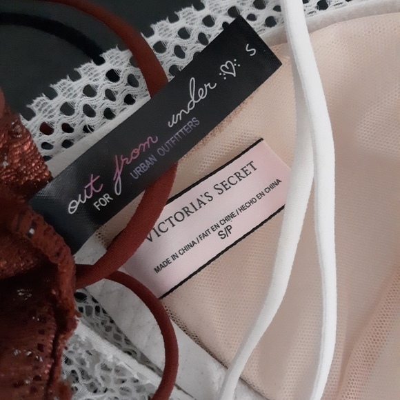 VS-Urban Outfitters Bralette Bundle - Picture 5 of 5
